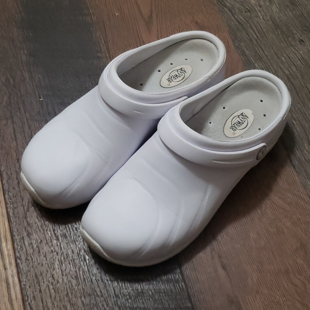 Anywear Nursing Clogs